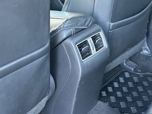 Used 2017 Nissan Maxima 3.5 SV image 15