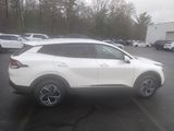 Used 2023 Kia Sportage LX image 2