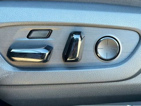 New 2026 Lexus RX 450h AWD image 27