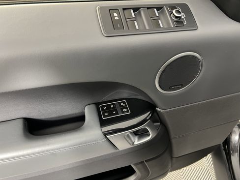 Used 2015 Land Rover Range Rover Sport Supercharged image 17