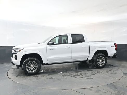 New 2026 Chevrolet Colorado LT w/ Advanced Trailering Package AWD/4WD image 2