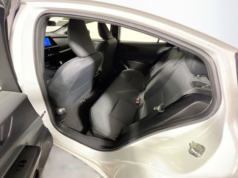 Used 2023 Toyota Prius LE image 29