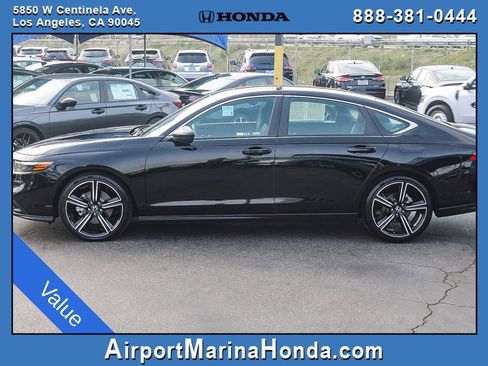 Used 2023 Honda Accord Sport image 3