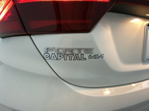 Used 2023 Kia Forte LXS FWD image 25