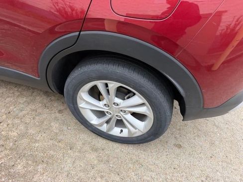 Used 2023 Buick Encore GX Preferred w/ Cold Weather Comfort Package AWD/4WD image 6