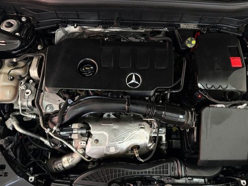 Certified 2023 Mercedes-Benz GLB 250 image 34