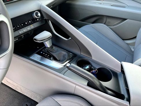 Used 2026 Hyundai Elantra Sport image 20