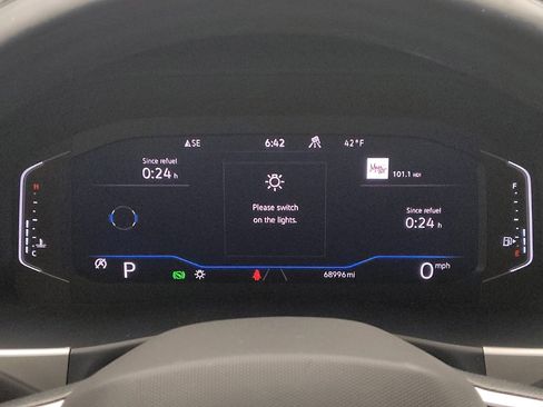 Used 2021 Volkswagen Atlas Cross Sport SEL Premium w/ Cross Sport MDO Package image 23