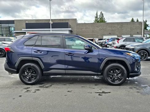 Used 2023 Toyota RAV4 XLE w/ Convenience Package AWD/4WD image 7