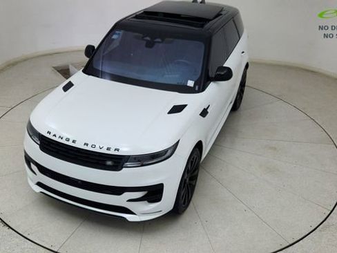 Used 2023 Land Rover Range Rover Sport SE Dynamic image 80