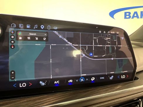 Used 2025 Chevrolet Tahoe Z71 w/ Comfort Package AWD/4WD image 15