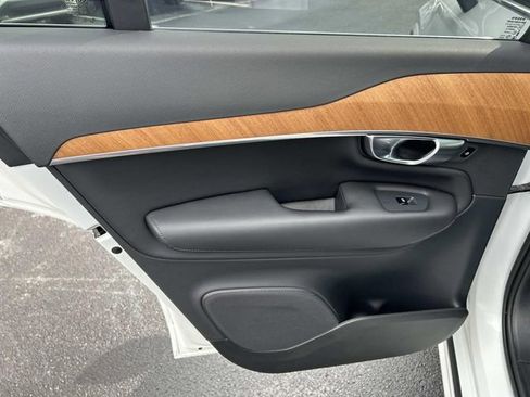 Used 2023 Volvo XC90 B6 Plus w/ Protection Package Premier image 22