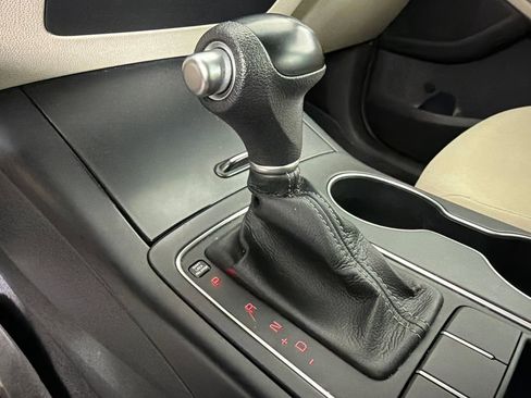 Used 2018 Kia Sorento FWD image 30