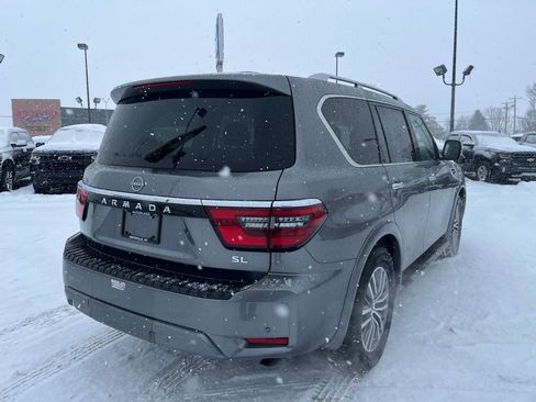 Used 2024 Nissan Armada SL image 5