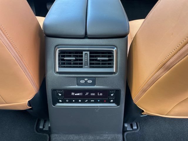 Used 2024 MAZDA CX-90 3.3 Turbo S w/ Premium Plus AWD/4WD image 23