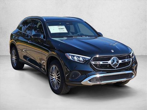 Certified 2026 Mercedes-Benz GLC 300 image 3