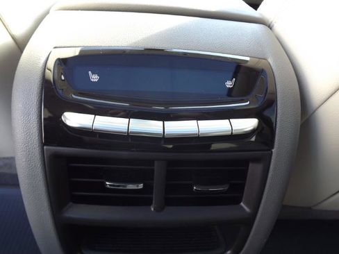 Used 2021 Cadillac XT5 Premium Luxury w/ LPO, Floor Liner Package image 28