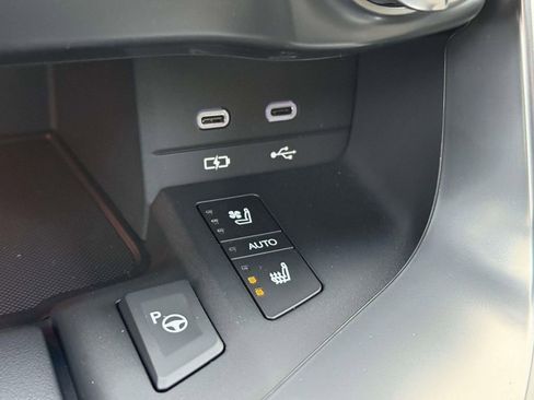 Used 2025 Lexus LX 700h Overtrail image 27