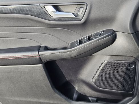 Used 2023 Ford Escape ST-Line w/ Tech Pack #1 FWD image 21