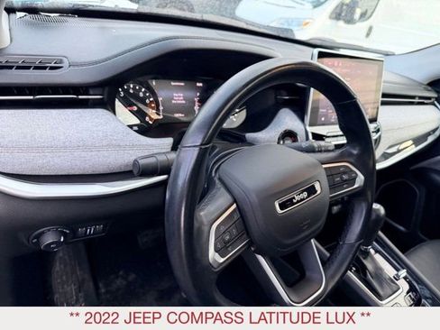 Certified 2022 Jeep Compass Latitude w/ Sun and Sound Group image 10