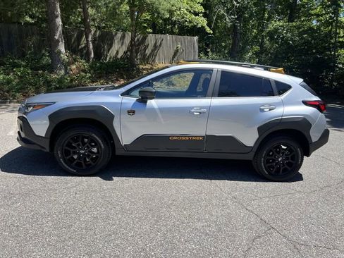 Used 2025 Subaru Crosstrek 2.5i Wilderness AWD/4WD image 5