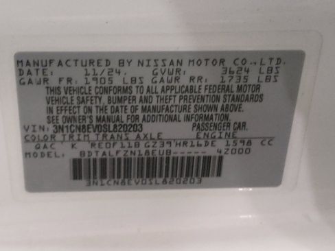 Used 2025 Nissan Versa SV FWD image 33