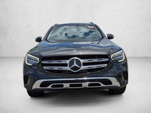 Used 2022 Mercedes-Benz GLC 300 image 2