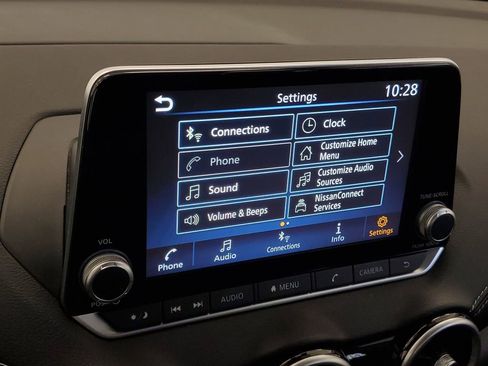 Used 2025 Nissan Sentra SV FWD image 21