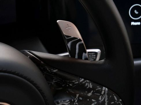 Used 2020 McLaren Speedtail RWD image 12