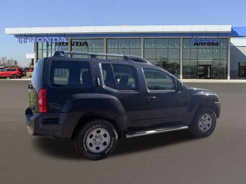Used 2013 Nissan Xterra X AWD/4WD image 9