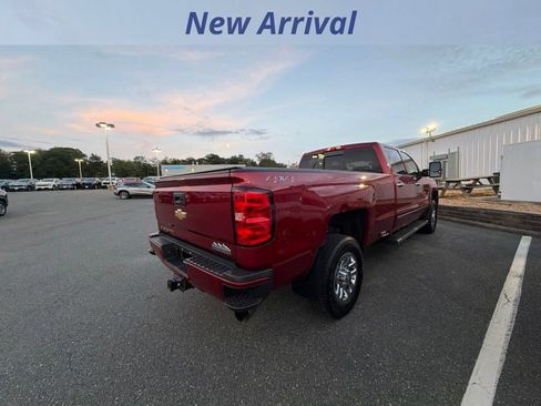 Used 2019 Chevrolet Silverado 3500 High Country w/ Duramax Plus Package AWD/4WD image 10