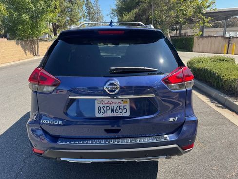 Used 2020 Nissan Rogue SV FWD image 7