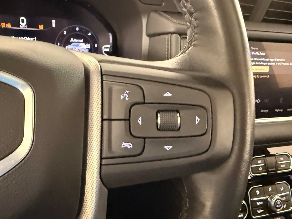 Used 2024 GMC Yukon Denali w/ Denali Reserve Package AWD/4WD image 32