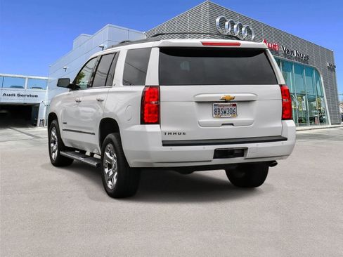 Used 2017 Chevrolet Tahoe LT w/ LT Signature Package RWD image 2