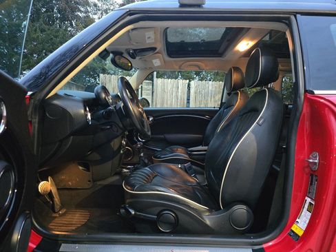 Used 2012 MINI Cooper Clubman S w/ Technology Pkg image 9