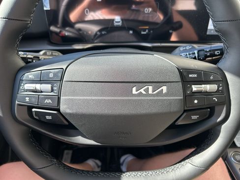 New 2026 Kia Sportage SX AWD/4WD image 25
