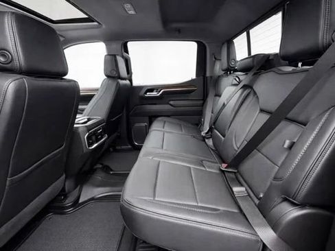 Used 2023 GMC Sierra 1500 Denali w/ Denali Reserve Package AWD/4WD image 16