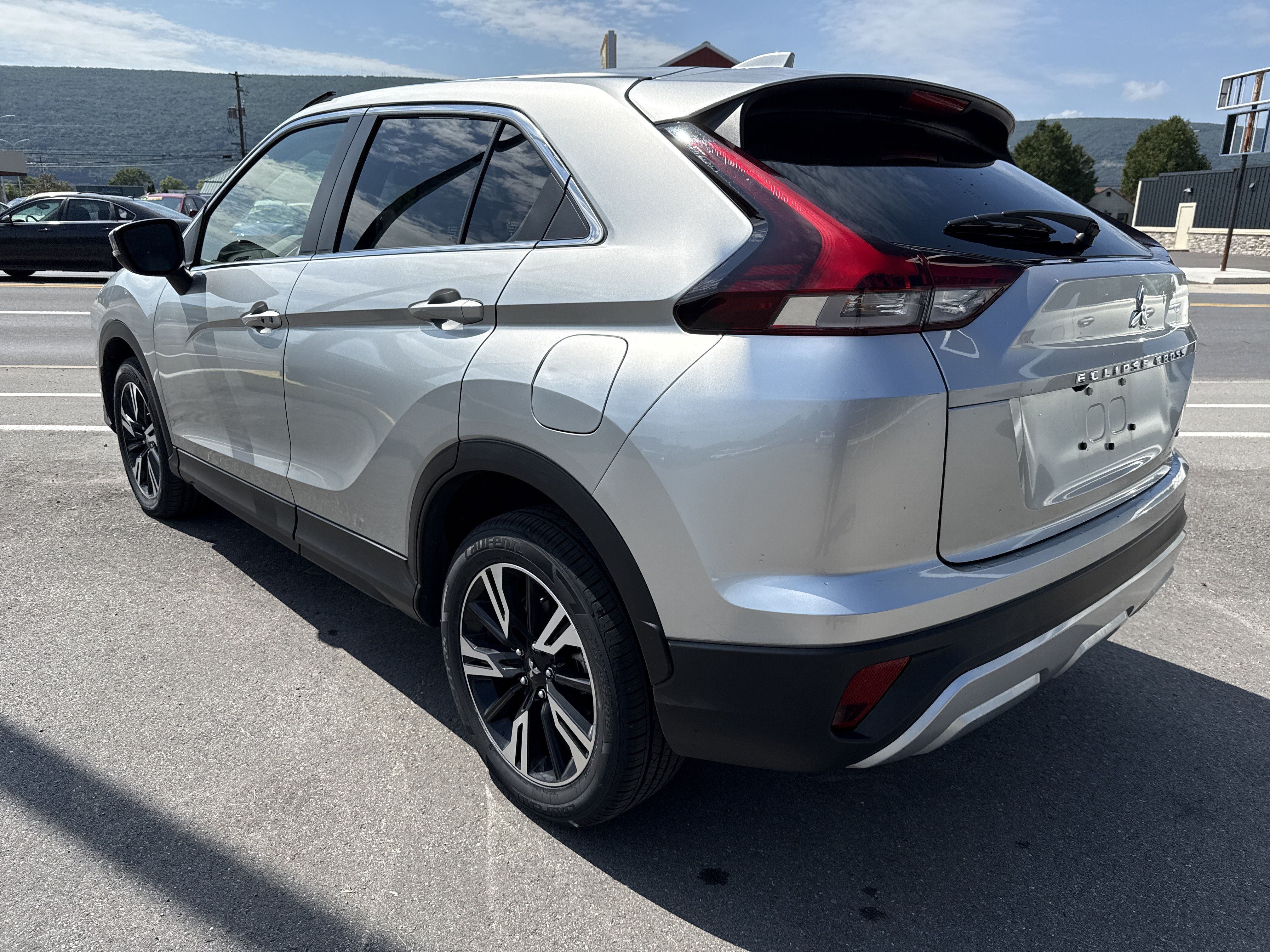 Used 2025 Mitsubishi Eclipse Cross SE AWD/4WD image 6