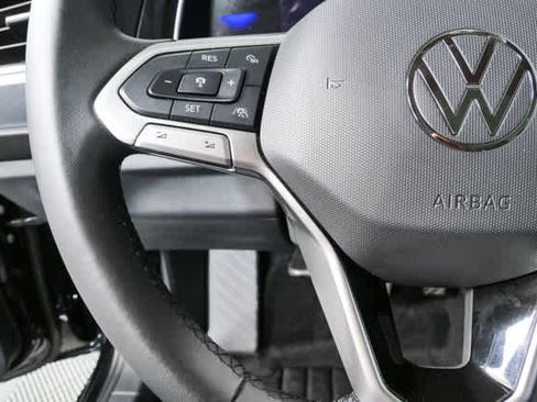 Used 2024 Volkswagen Jetta SE w/ Panoramic Sunroof Package FWD image 14