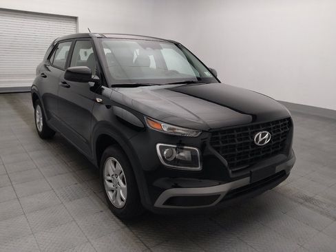 Used 2023 Hyundai Venue SE FWD image 13