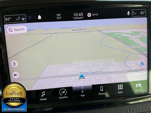 Used 2021 Chrysler Pacifica Touring-L image 15