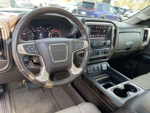Used 2016 GMC Sierra 1500 Denali w/ Enhanced Driver Alert Package image 11