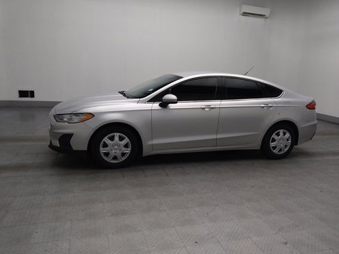 Used 2019 Ford Fusion S FWD image 2