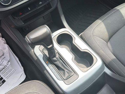 Used 2021 Chevrolet Colorado LT RWD image 25