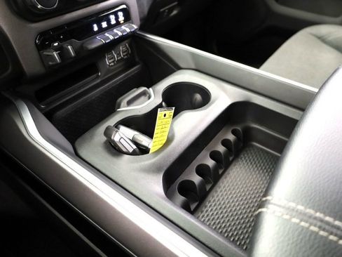 Used 2021 RAM 1500 Big Horn image 23