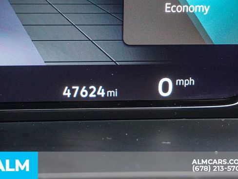 Used 2024 Volkswagen Atlas Cross Sport SE image 58