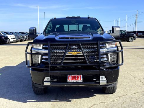 Used 2023 Chevrolet Silverado 2500 High Country w/ Z71 Off-Road Package image 4