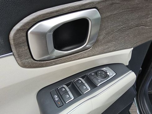 Used 2022 Kia Sorento X-Line EX image 18