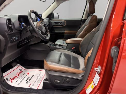 Used 2022 Ford Bronco Sport Outer Banks w/ Tech Package image 4