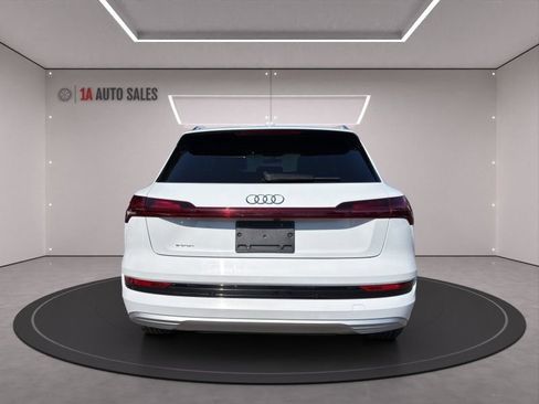 Used 2019 Audi e-tron Premium Plus AWD/4WD image 4
